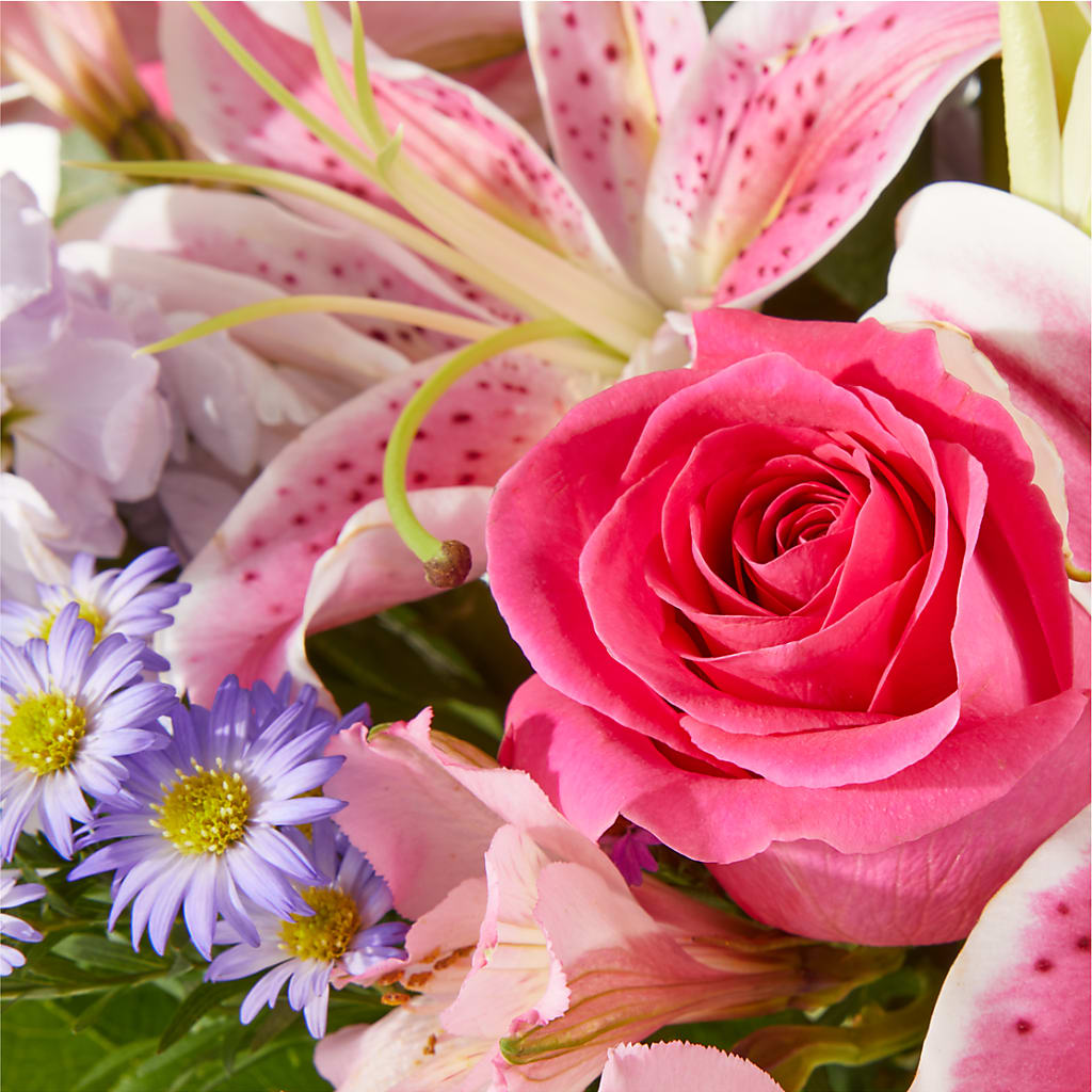 Pressing Petals Bouquet –  Bloom Studio Llc, Indianapolis IN