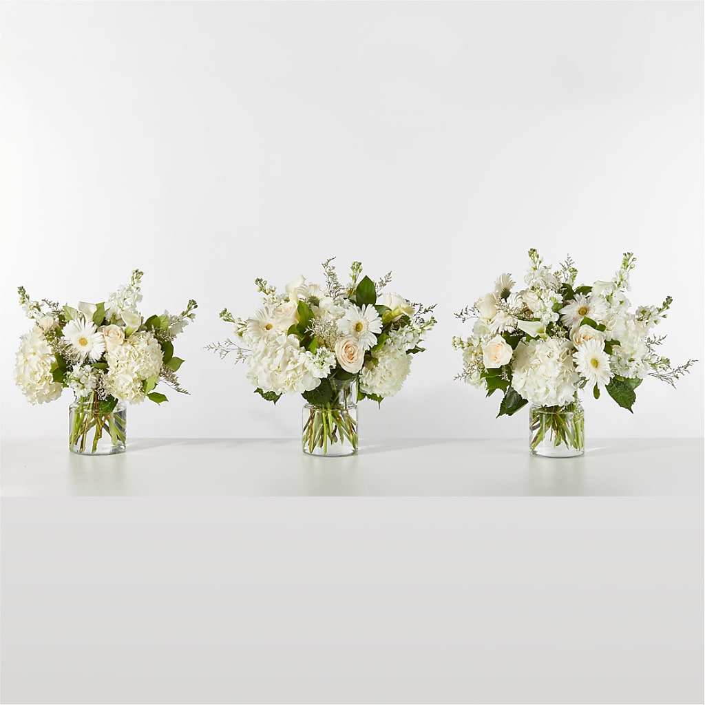Sun-drenched Blooms Box Bouquet –  Bloom Studio Llc, Indianapolis IN