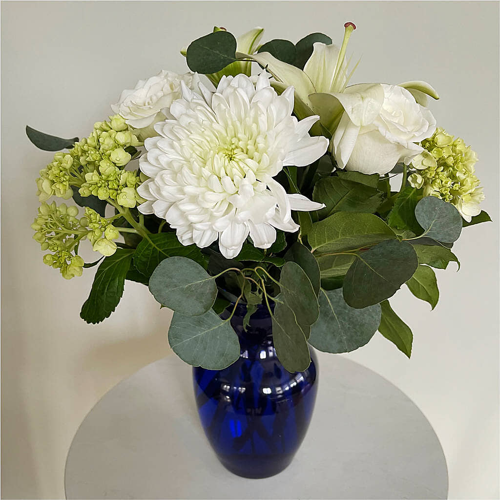 Snowy Dreams Bouquet –  Bloom Studio Llc, Indianapolis IN