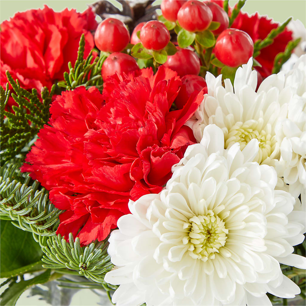 Snow Angel Bouquet –  Bloom Studio Llc, Indianapolis IN