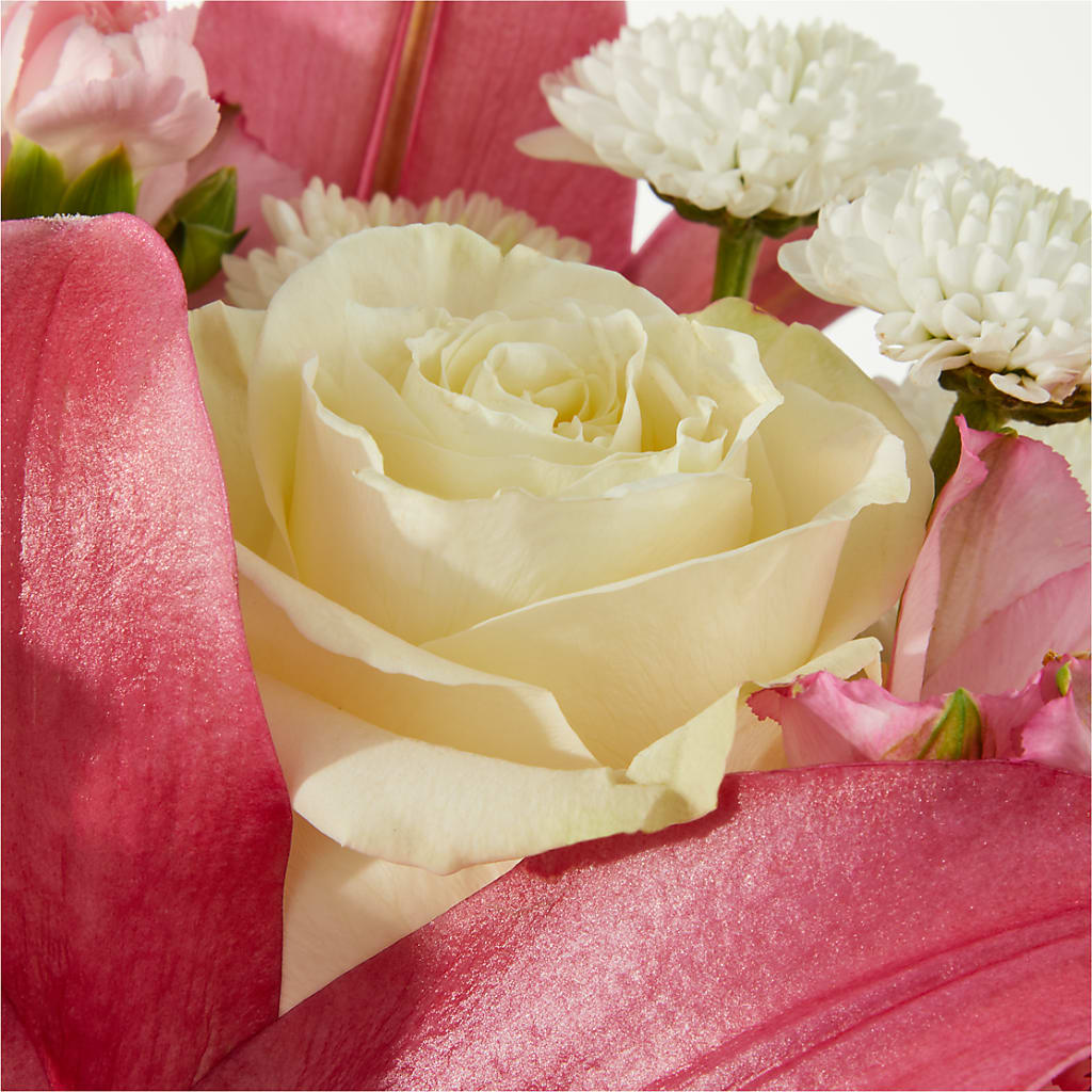 Piece of Cake Bouquet –  Bloom Studio Llc, Indianapolis IN